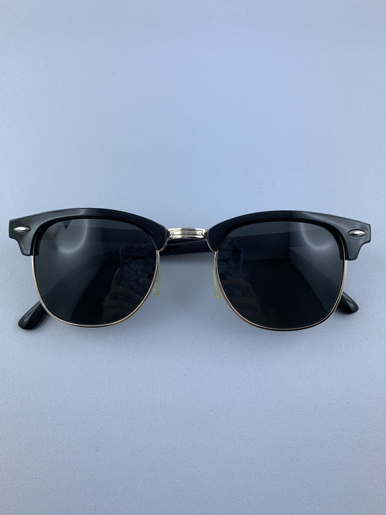 Trendige Sonnenbrille - secondhandkiste.ch